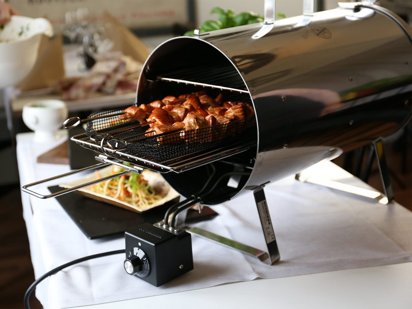 Sähkösavustin Muurikka PRO 1200W