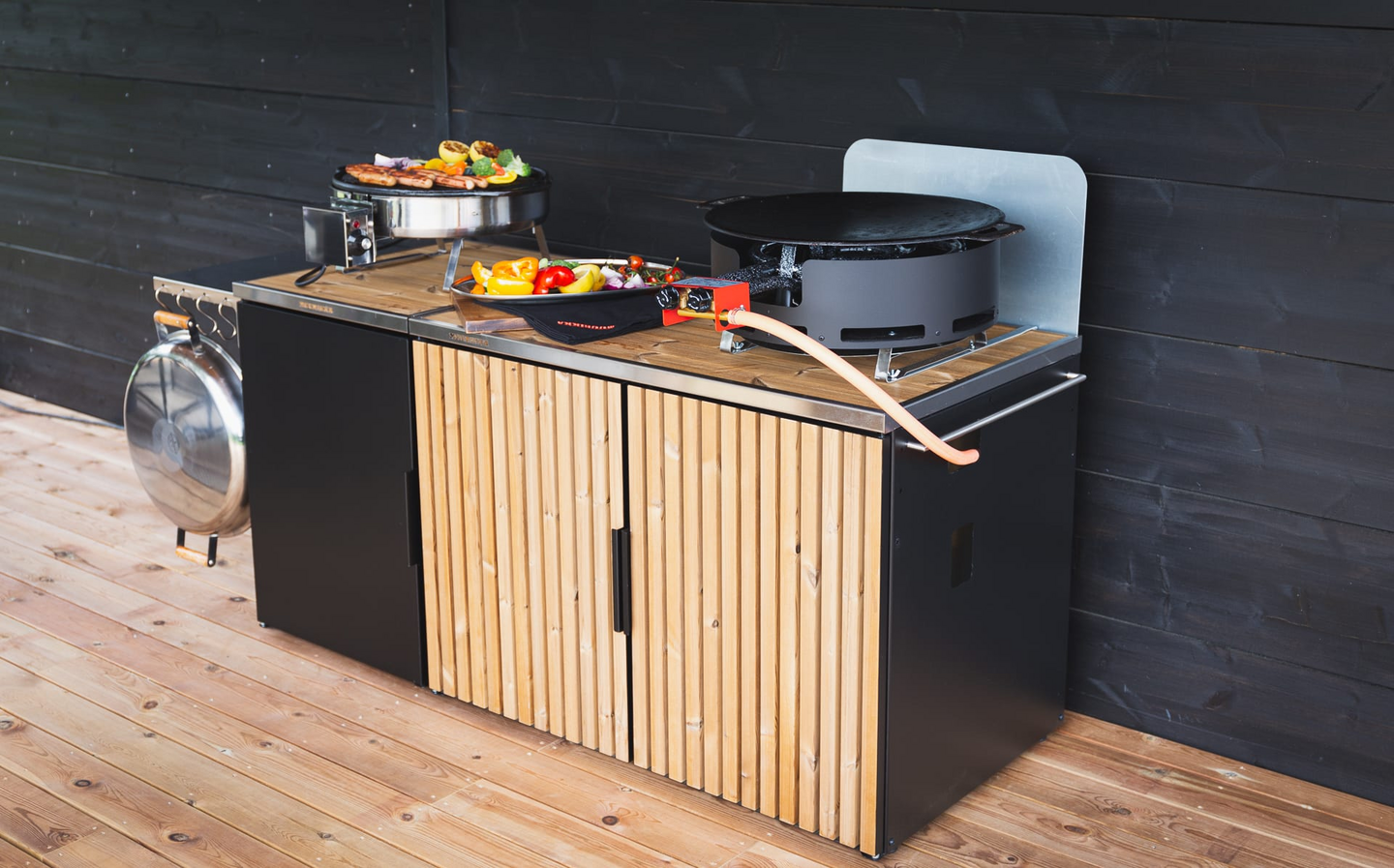 Kesäkeittiön pöytä Muurikka Premium metalli