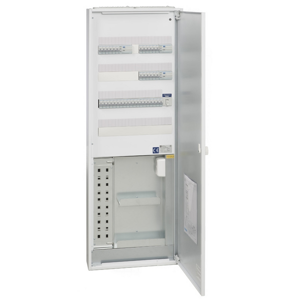 Data-ryhmäkeskus UTU uppo/pinta Bulldog 3836J 1400mm V 50A