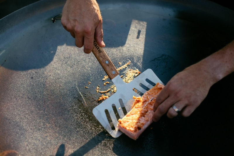 Paistolasta Muurikka leveä