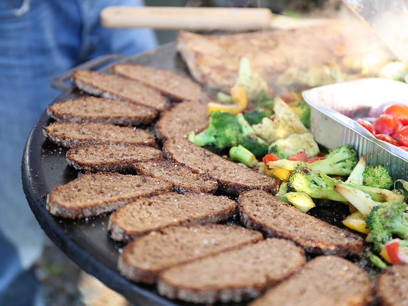 Pannu Muurikka 78cm jaloilla