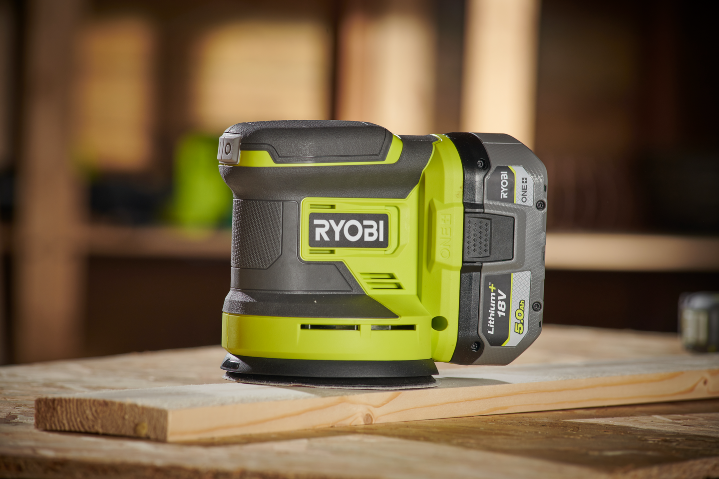 Akkuepäkeskohiomakone Ryobi RROS18-0 18V ONE+ runko