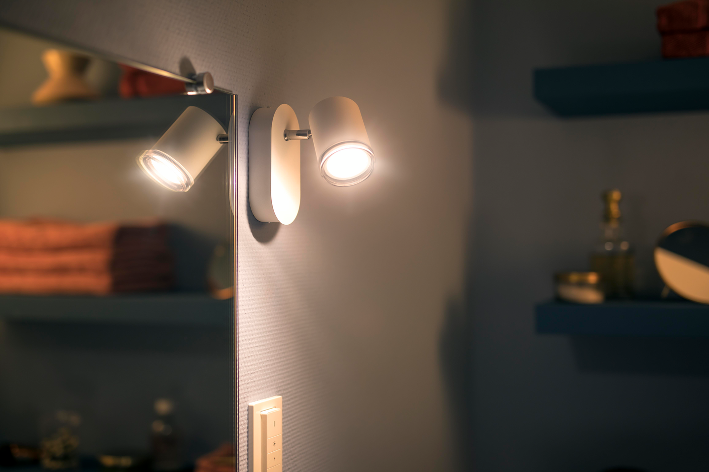 HUE PHILIPS HUE ADORE SPOT VIT 1X5.5W PHIL