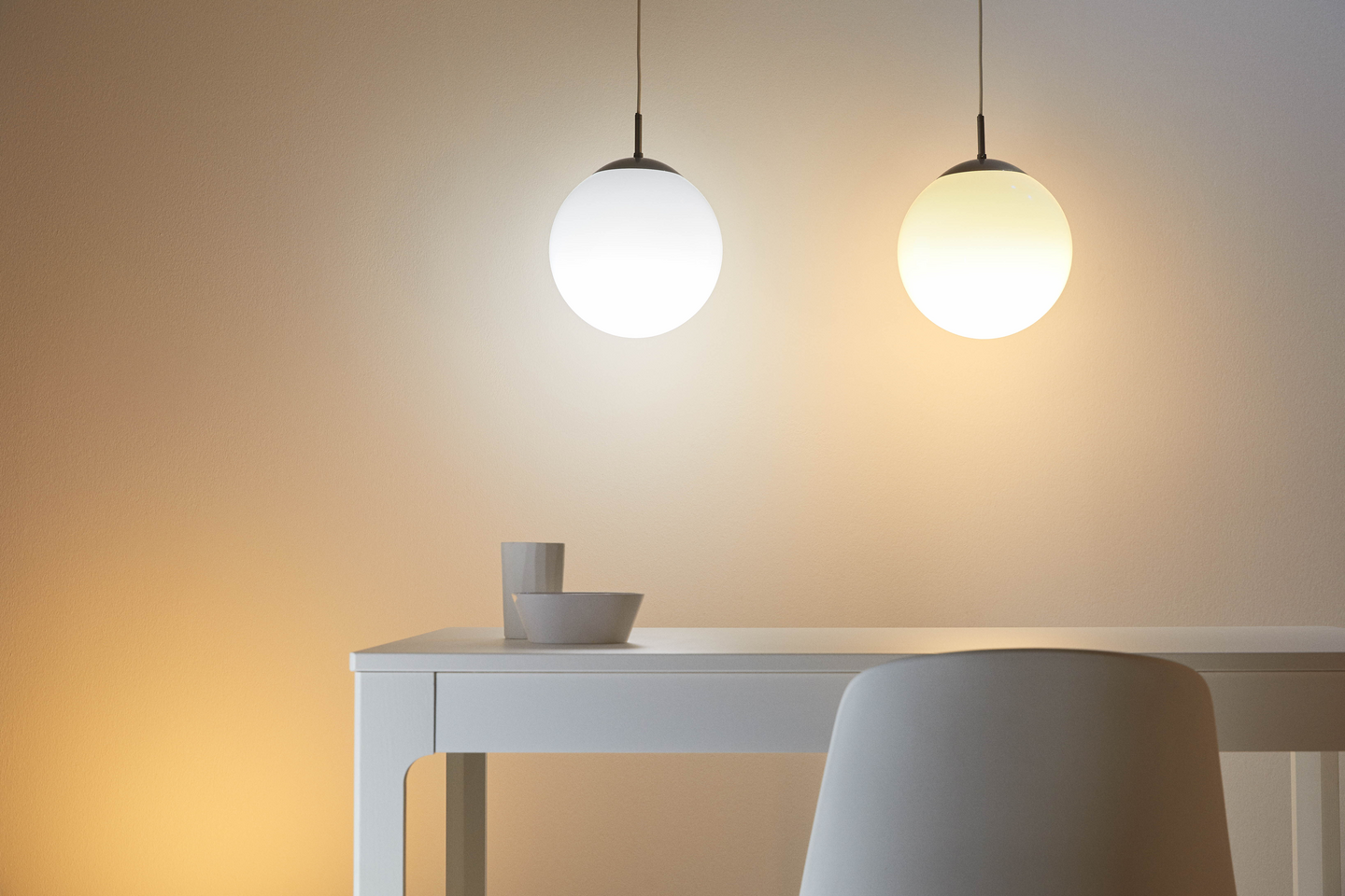 Led-lamppu WiZ wifi 40W P45 E14 RGB