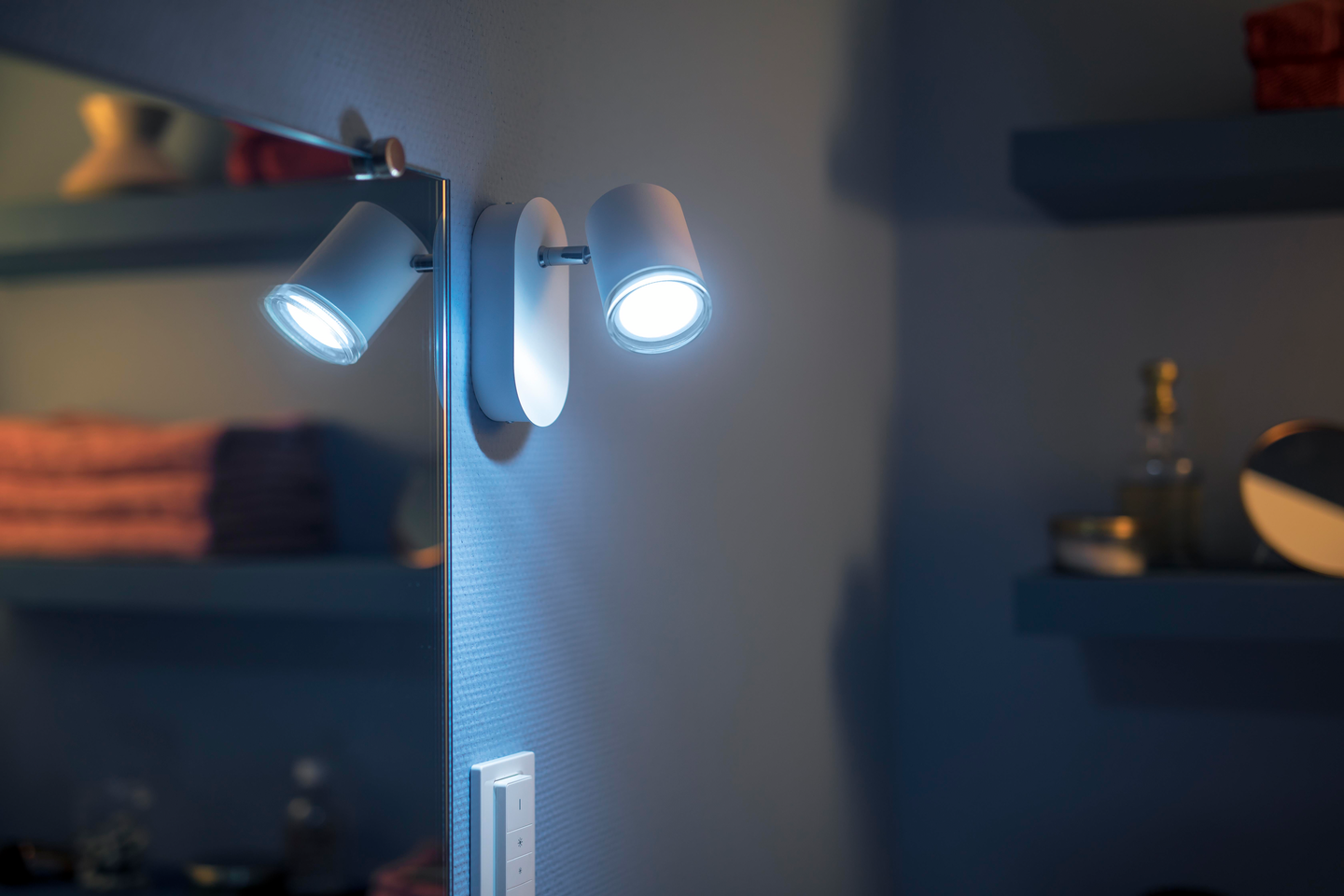 HUE PHILIPS HUE ADORE SPOT VIT 1X5.5W PHIL