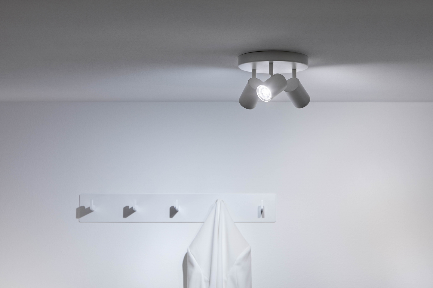 Kohdevalaisin WiZ Imageo valkoinen 3x5W RGB