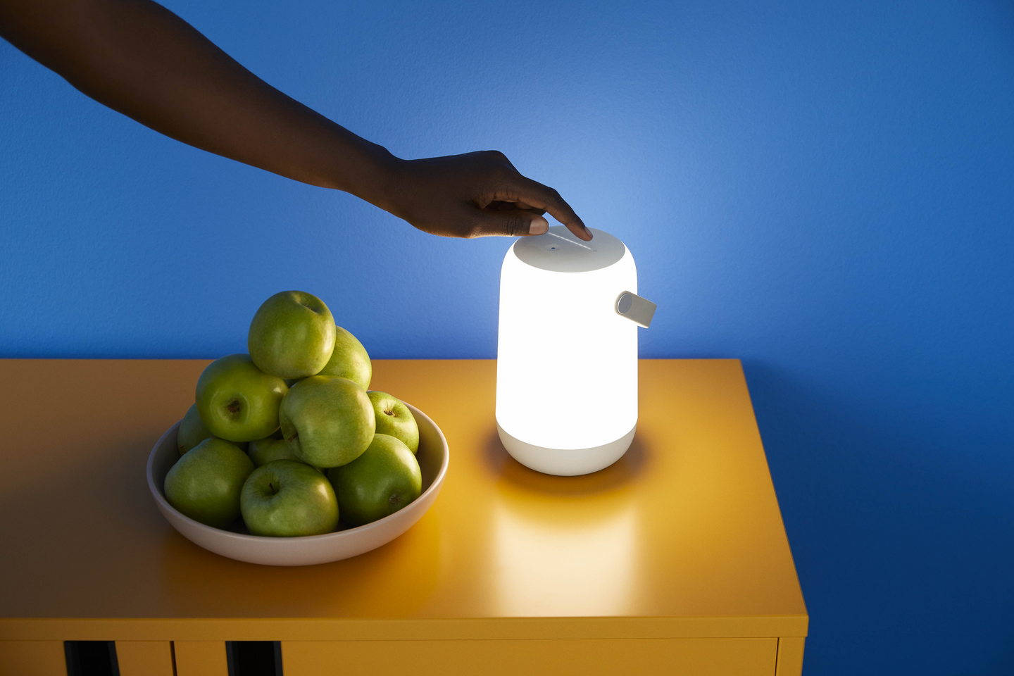 Kannettava valaisin WiZ Mobile Portable