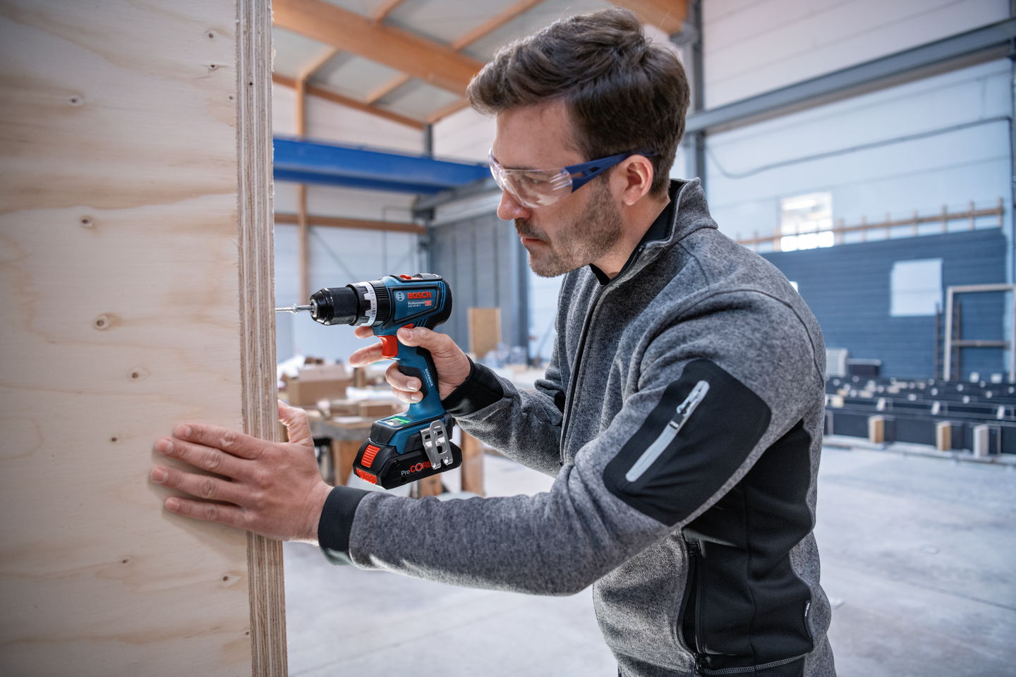 Akkuiskuporakone Bosch GSB 18V-90 C 2x4,0Ah ProCore L-Boxx Bluetooth