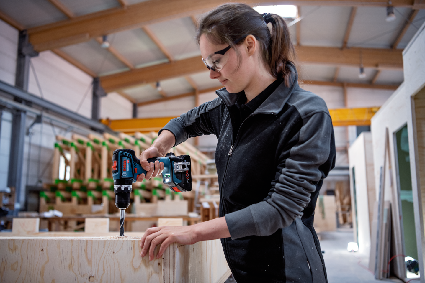 Akkuiskuporakone Bosch GSB 18V-90 C 2x4,0Ah ProCore L-Boxx Bluetooth