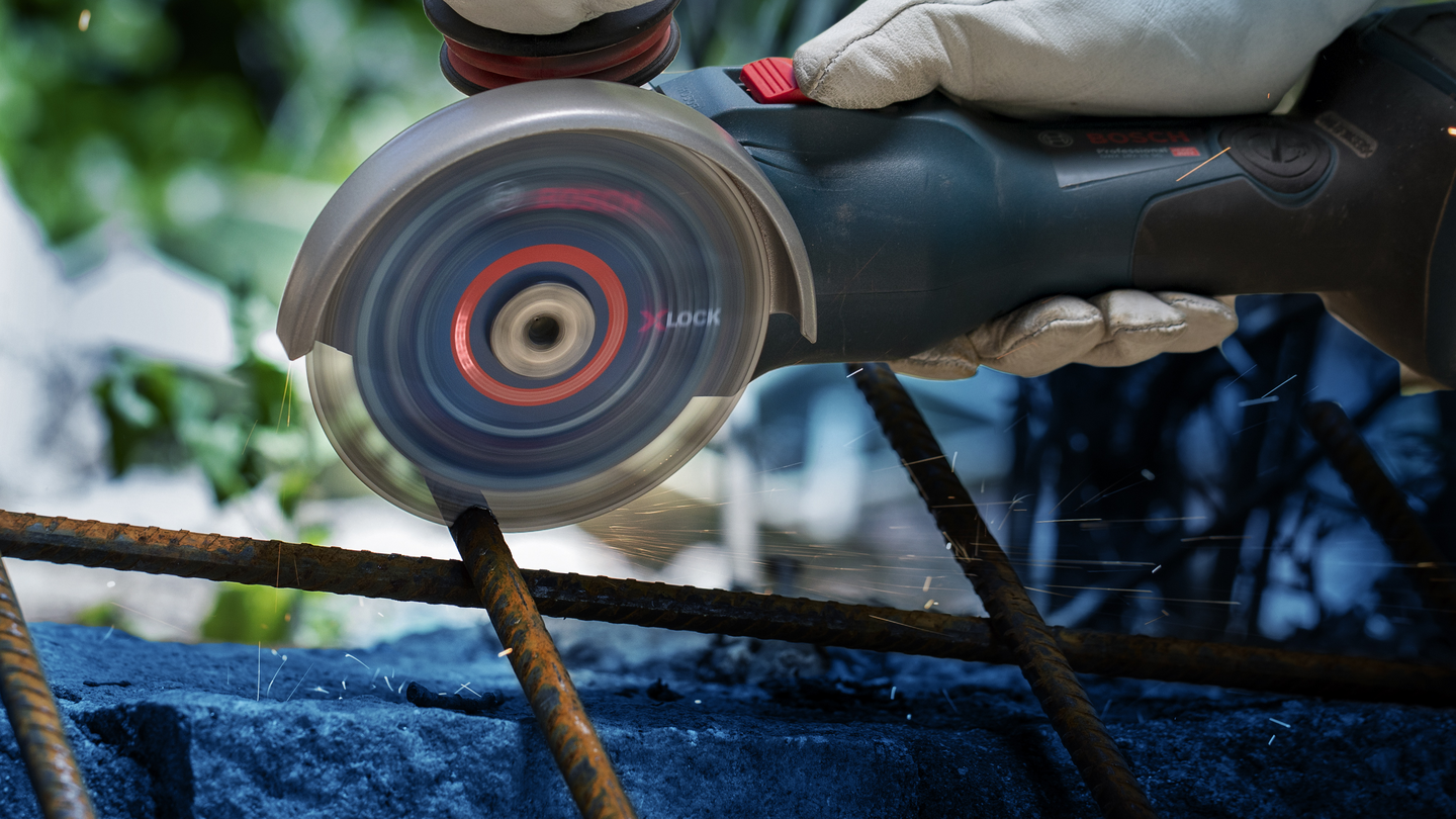 Katkaisulaikka Bosch EXPERT Diamond Metal Wheel, 105 x 20/16 mm