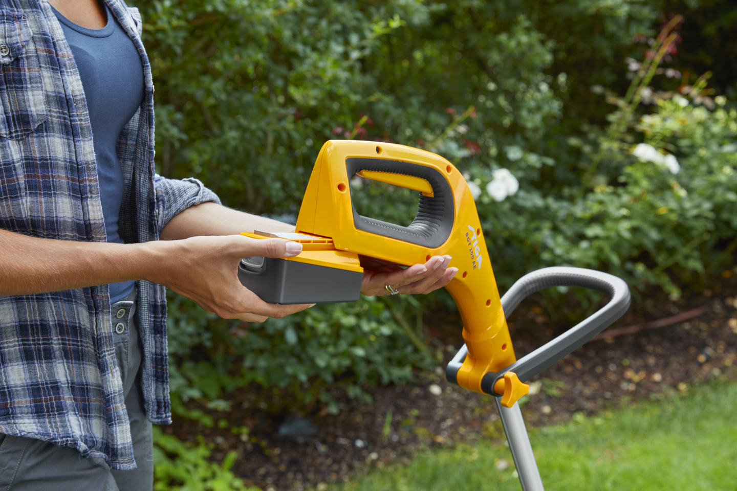 Akkutimmeri Stiga SGT 100 AE Kit 1x2,0Ah