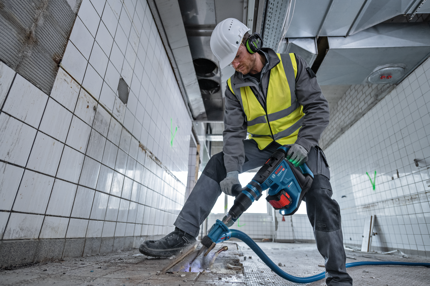 Akkuporavasara Bosch GBH 18V-40 C 2x8,0Ah ProCore XL-Boxx