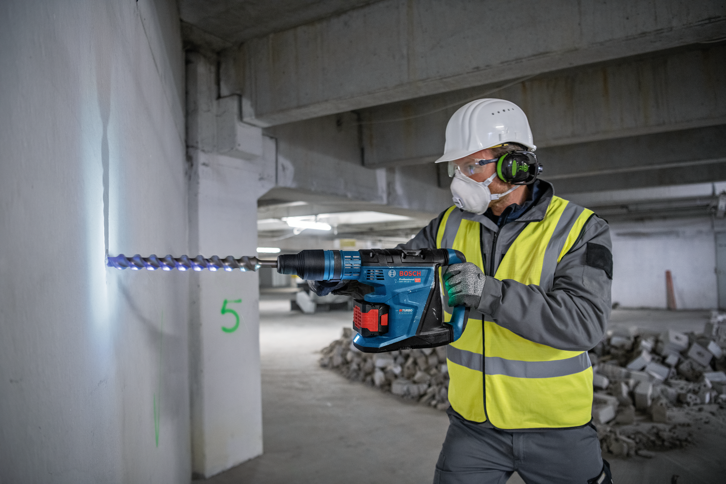 Akkuporavasara Bosch GBH 18V-40 C 2x5,5Ah ProCore XL-Boxx