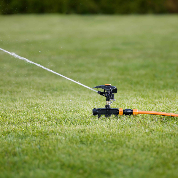 Sektorisadetin Fiskars metallirunko pyörillä