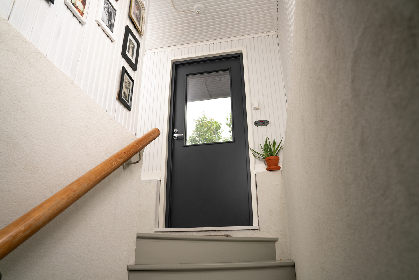 Parvekeovi Swedoor Balcony PO1894W12 9x21 maalattu valkoinen karmi