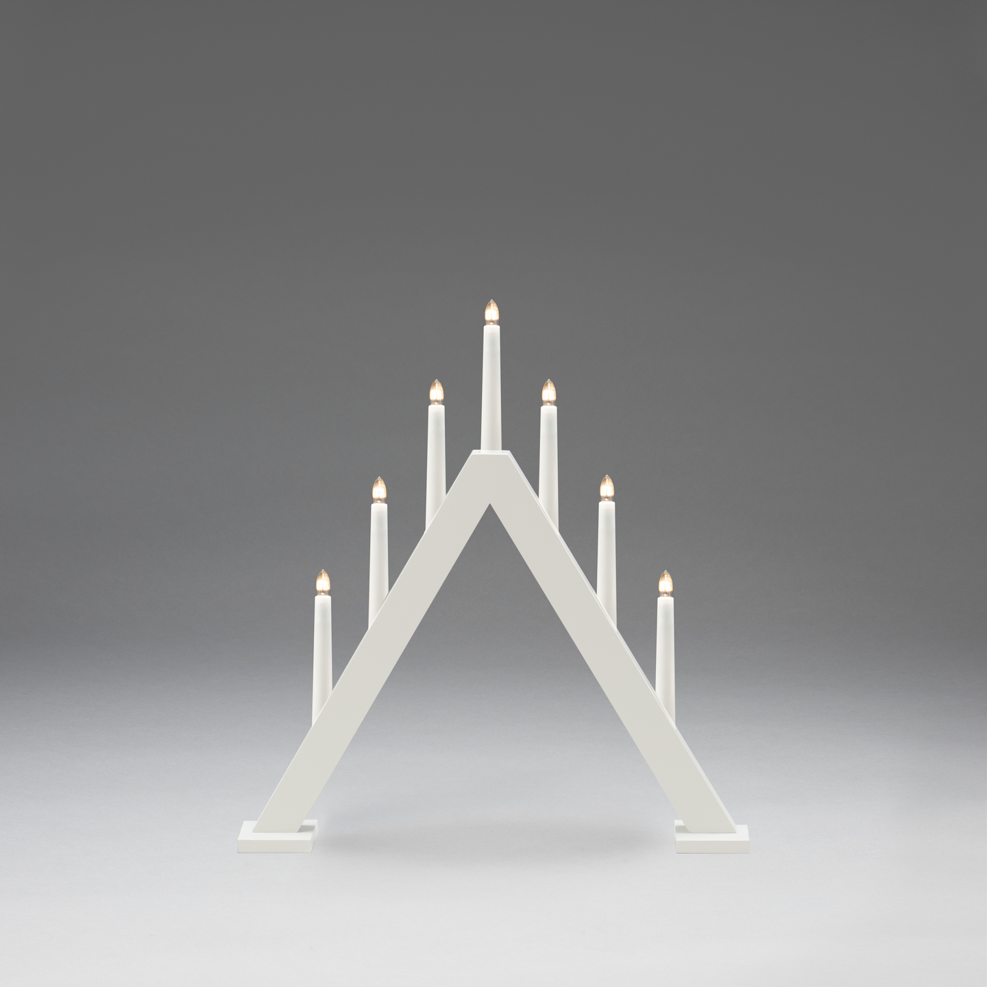 Kynttelikkö Konstsmide 7-os mattavalkoinen