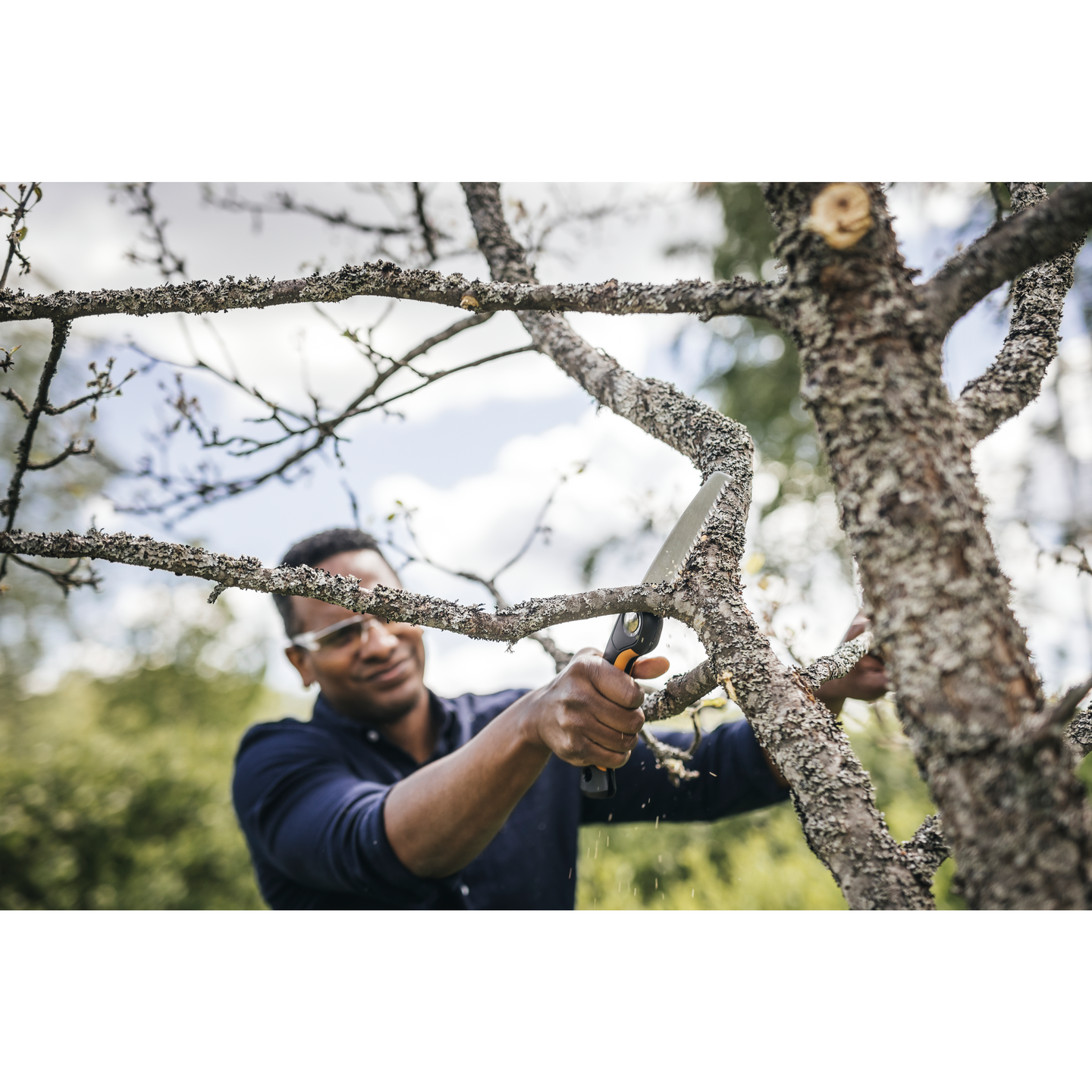 Puutarha- ja retkisaha Fiskars Plus taitettava SW69