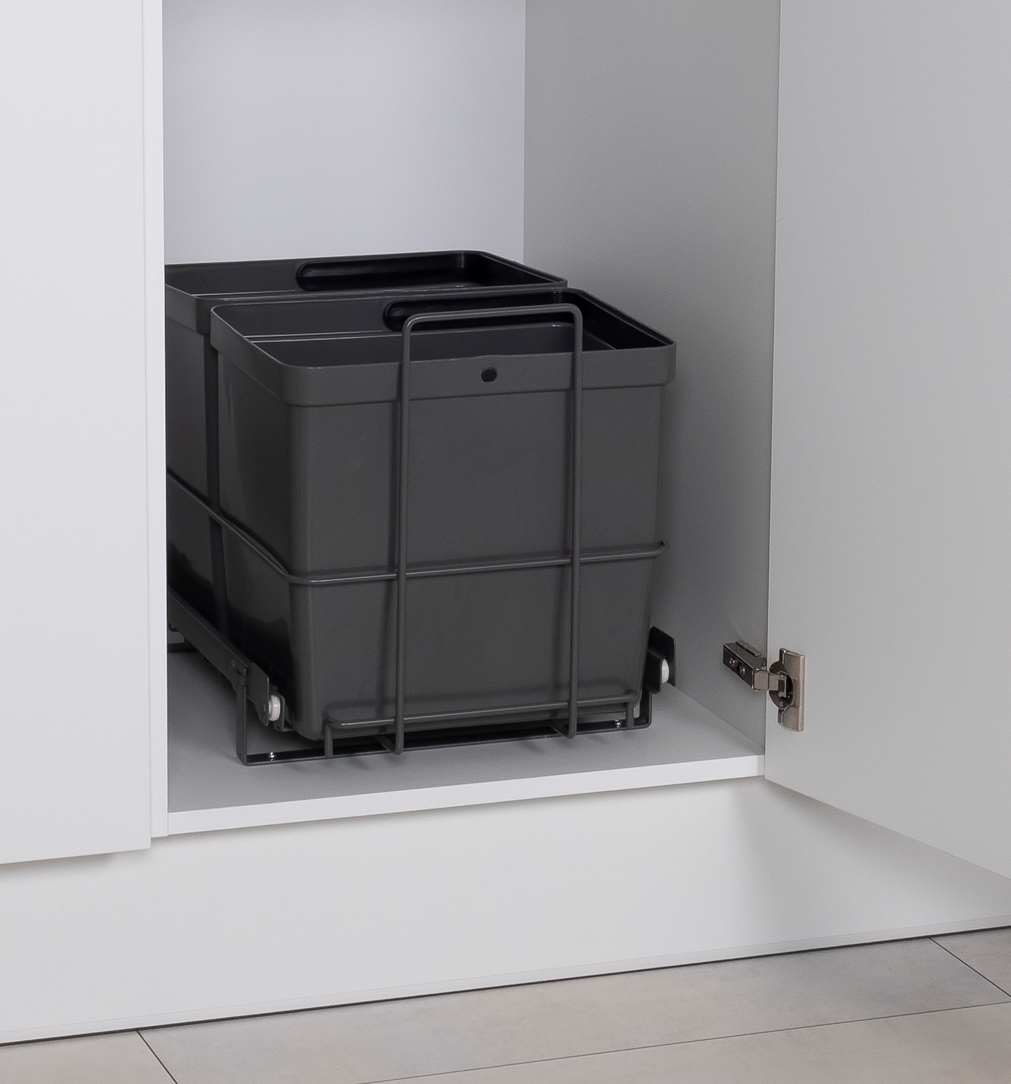 Jätevaunu + 2 sankoa LM 79/R antrasiitti 332x480x360mm