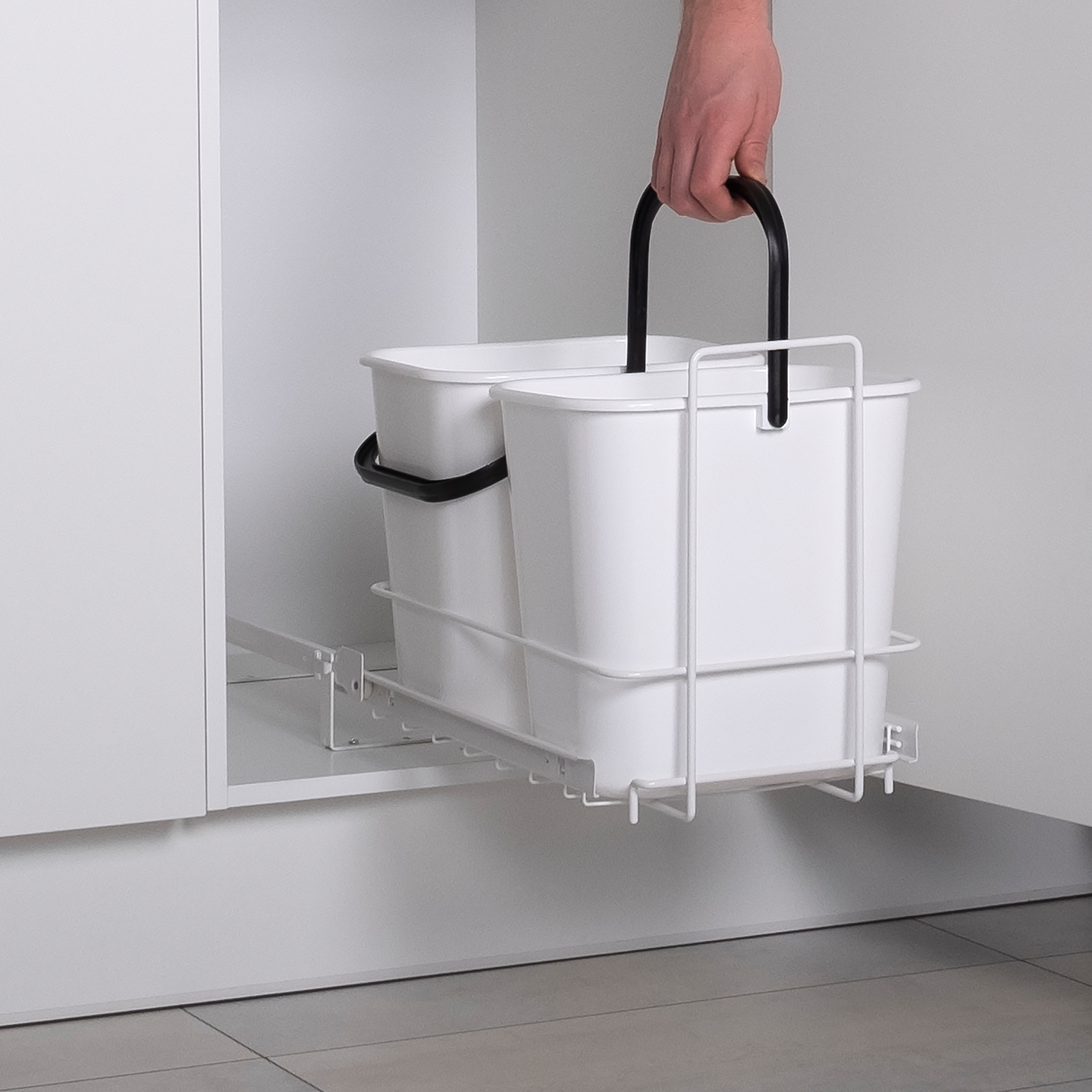 Jätevaunu + 2 sankoa LM 66/2 valkoinen 290x480x355mm