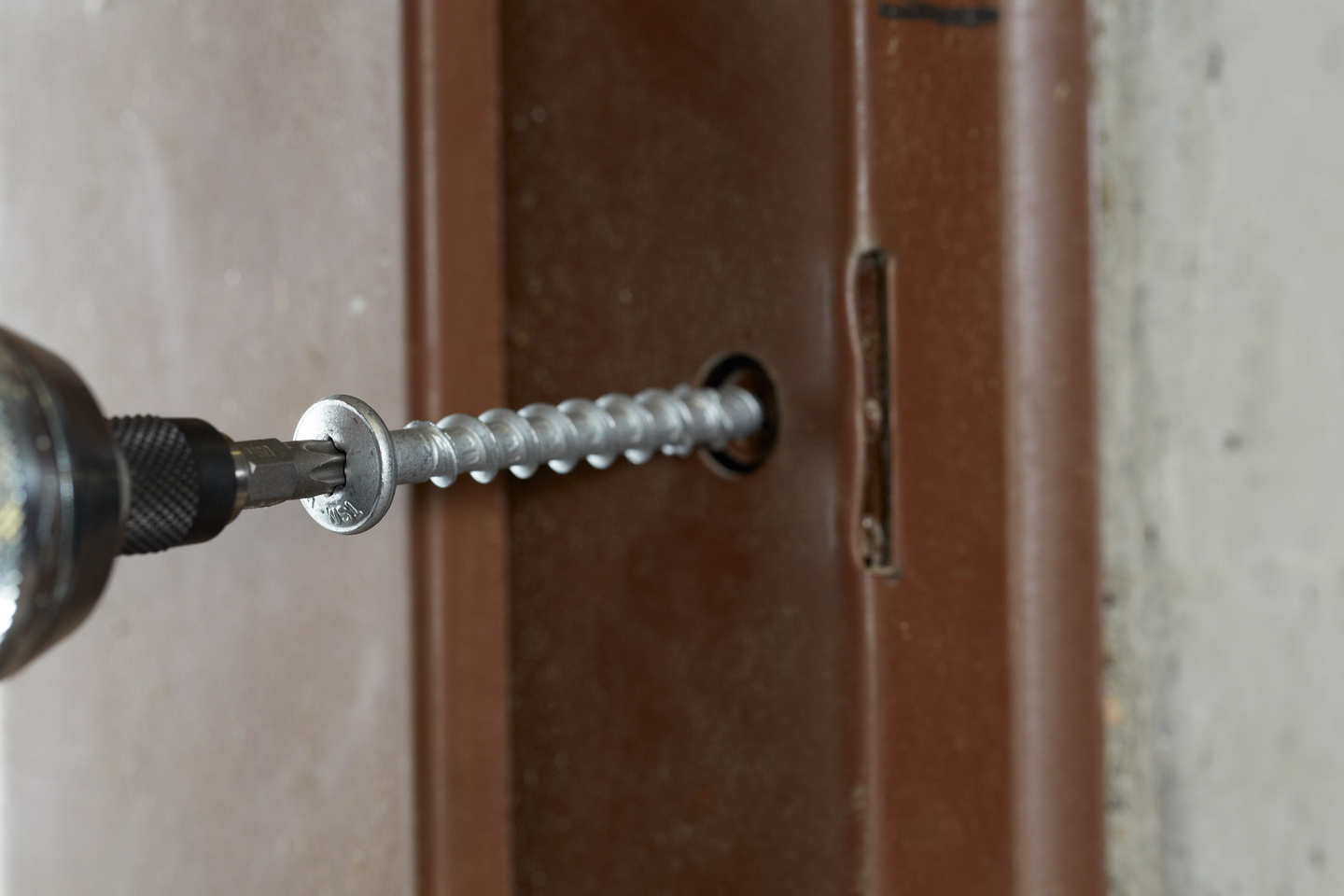 Betoniruuvi SPIT TAPCON PAN 6x40/5 kupu T30 100kpl