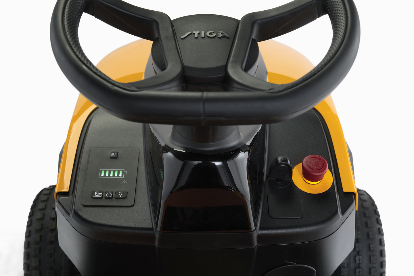 Akkuajoleikkuri Stiga Tornado 398E 1x30Ah