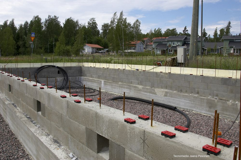 Asennuspala K15 PP 80x50x15 100kpl