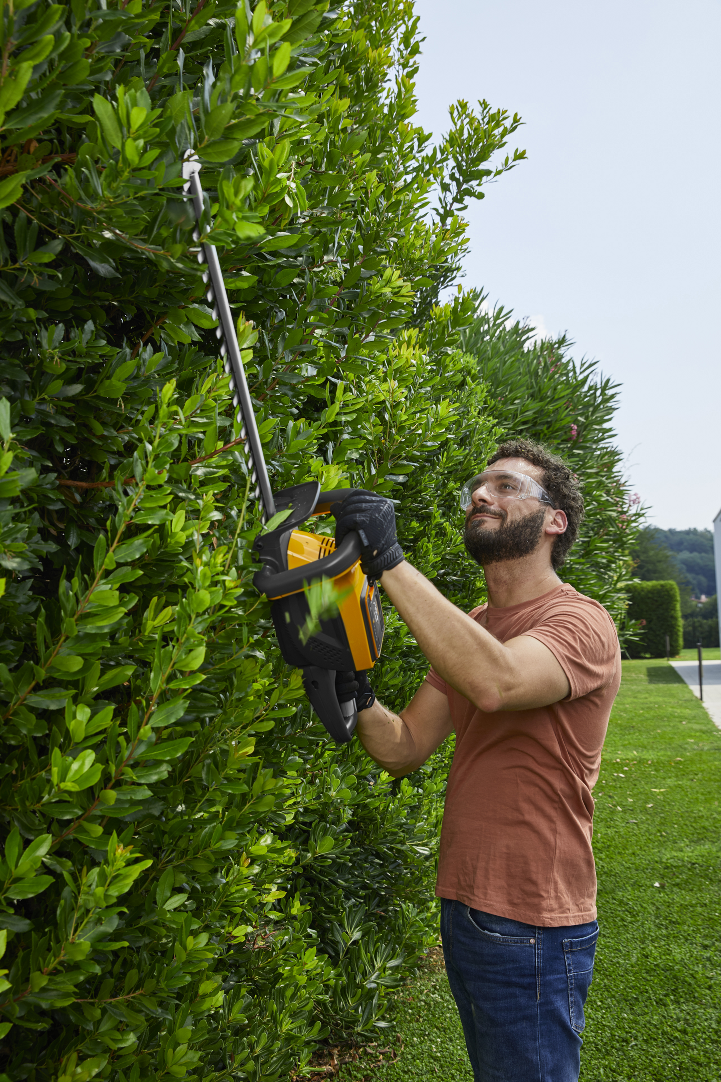 Akkupensasleikkuri Stiga HT 500E Kit 1x2,0Ah