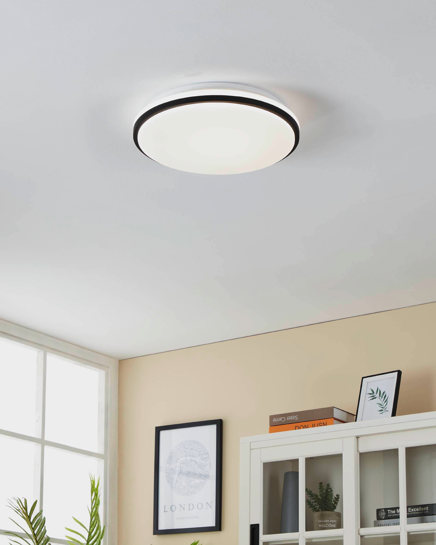 Plafondi EGLO Pinetto 18W 34cm valkoinen/musta