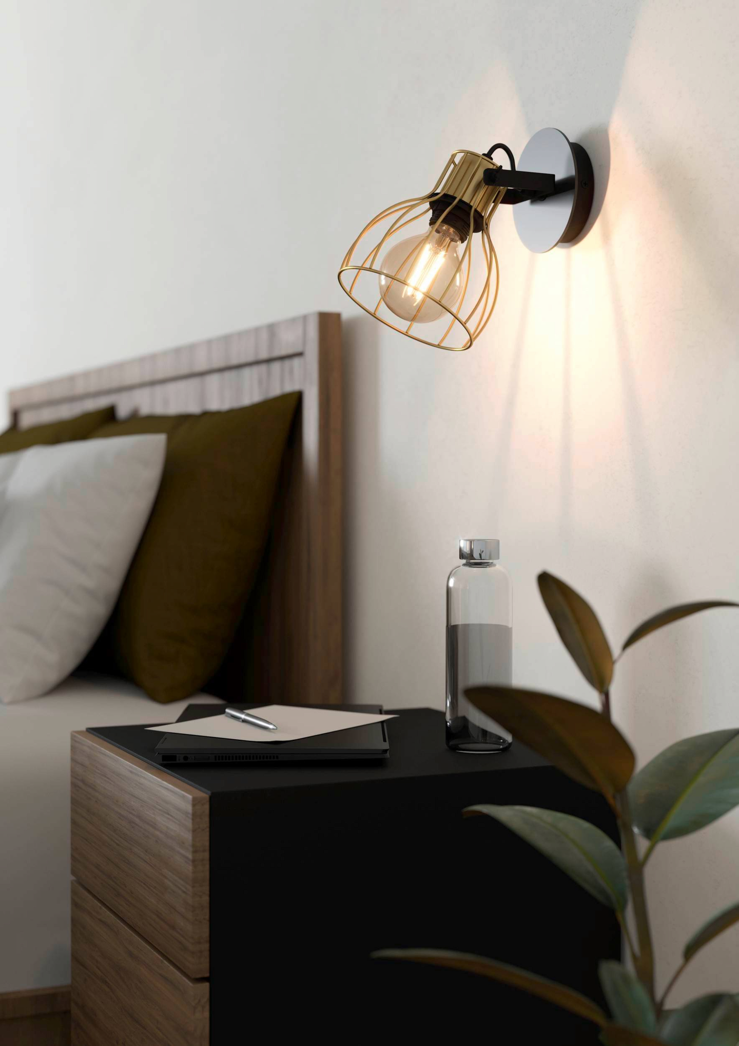 Spottivalaisin EGLO Sambatello 40W 26x15x22cm harjattu messinki/musta