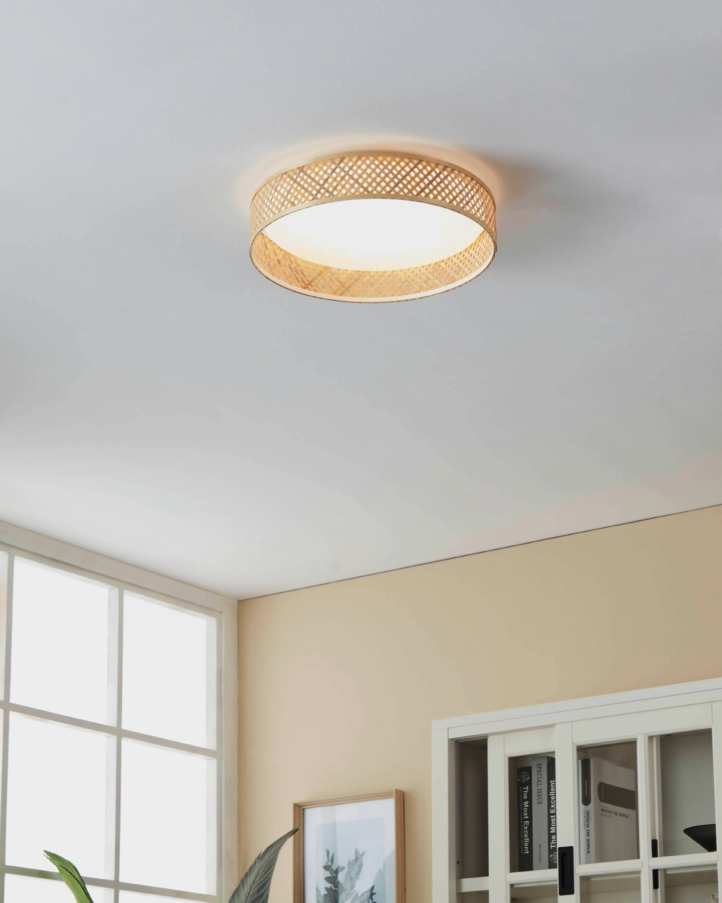 Plafondi EGLO Luppineria led 24W 38cm valkoinen/rottinki