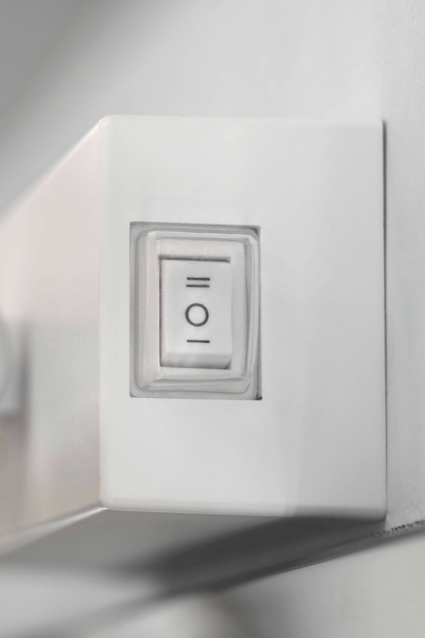 Peilivalaisin EGLO Verdello led 5W 60x6cm valkoinen/kromi