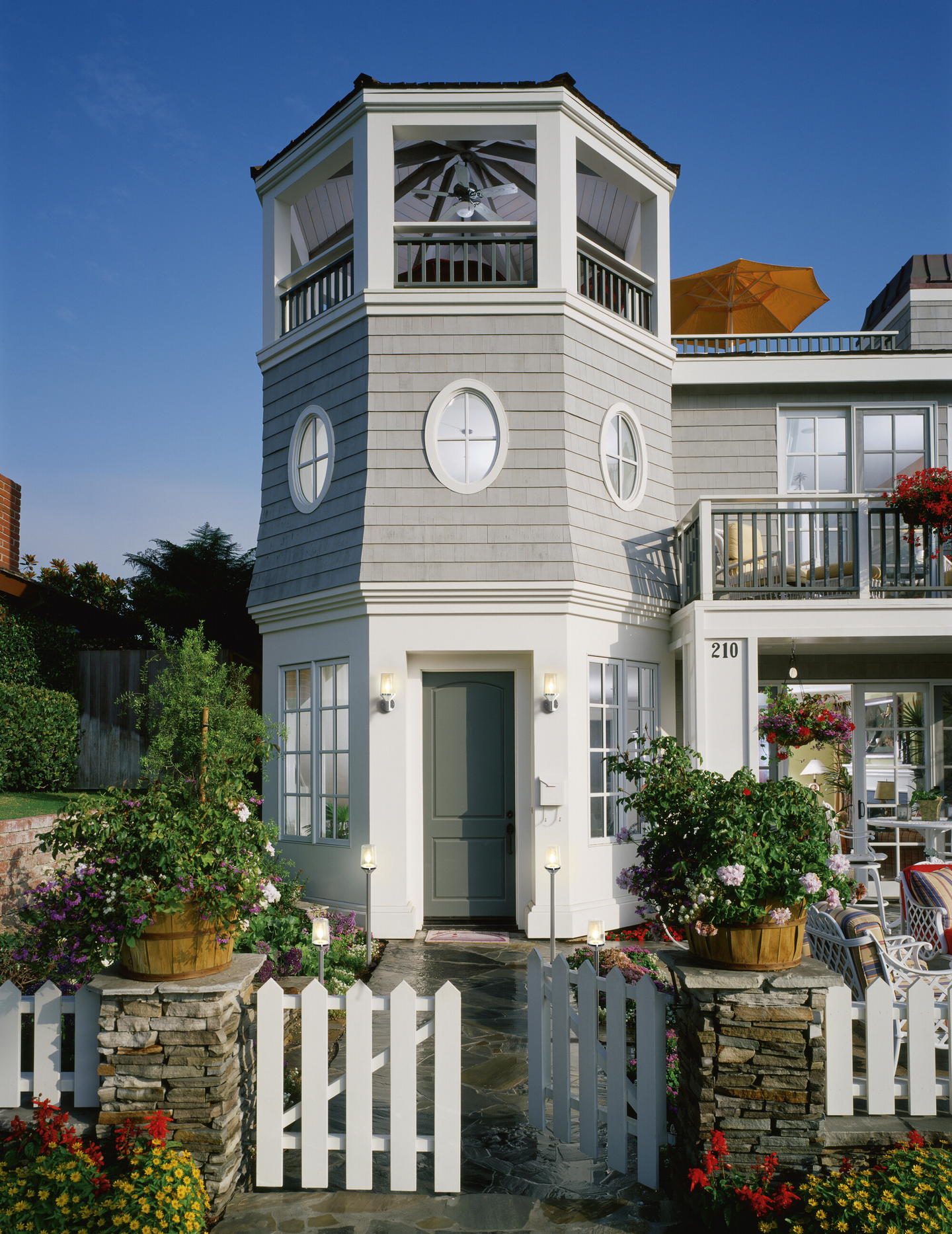 Ulkovalaisin LEDVANCE Endura Classic Calice 500mm IP44 E27 teräs