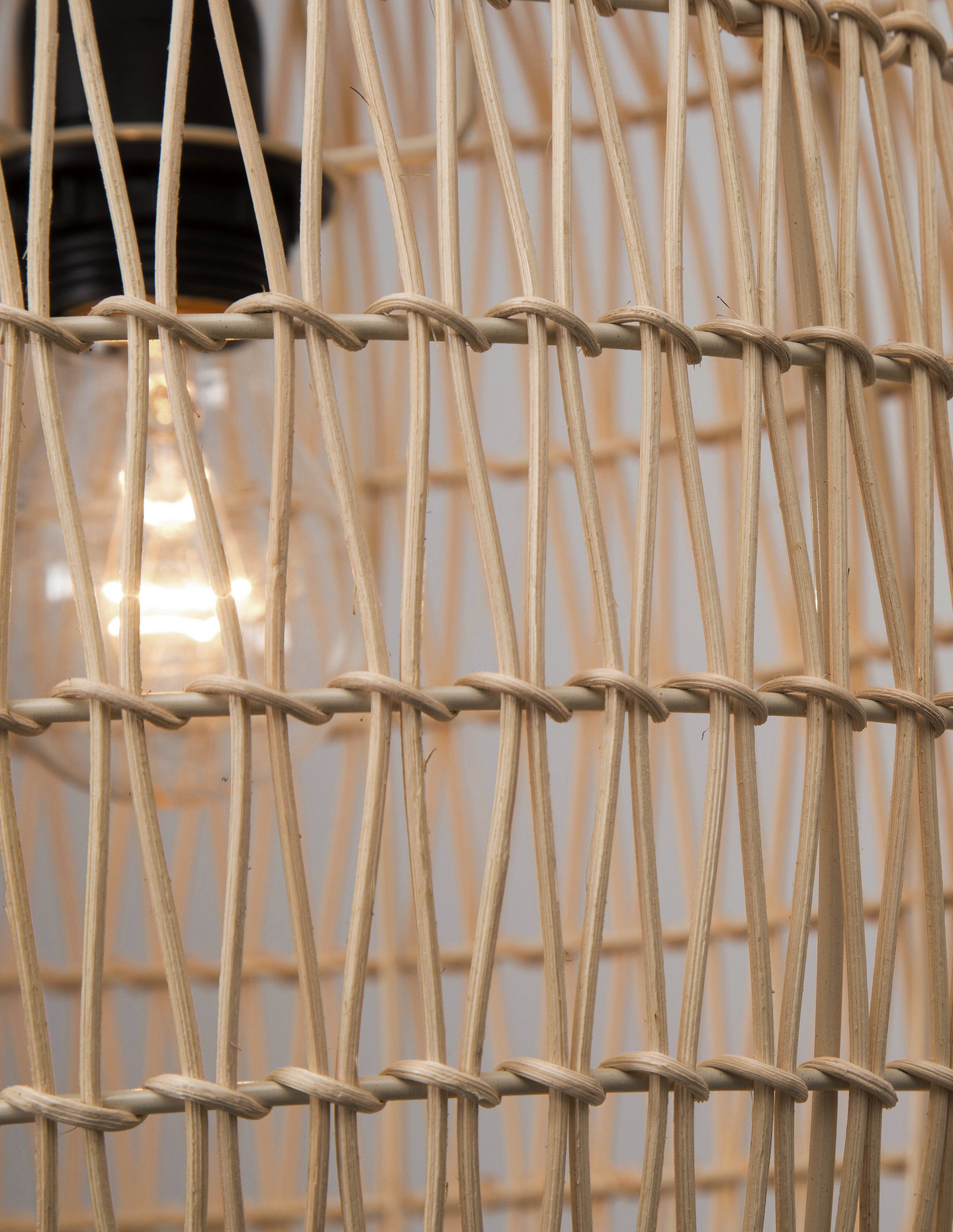 Riippuvalaisin Nova Luce Melody 305mm