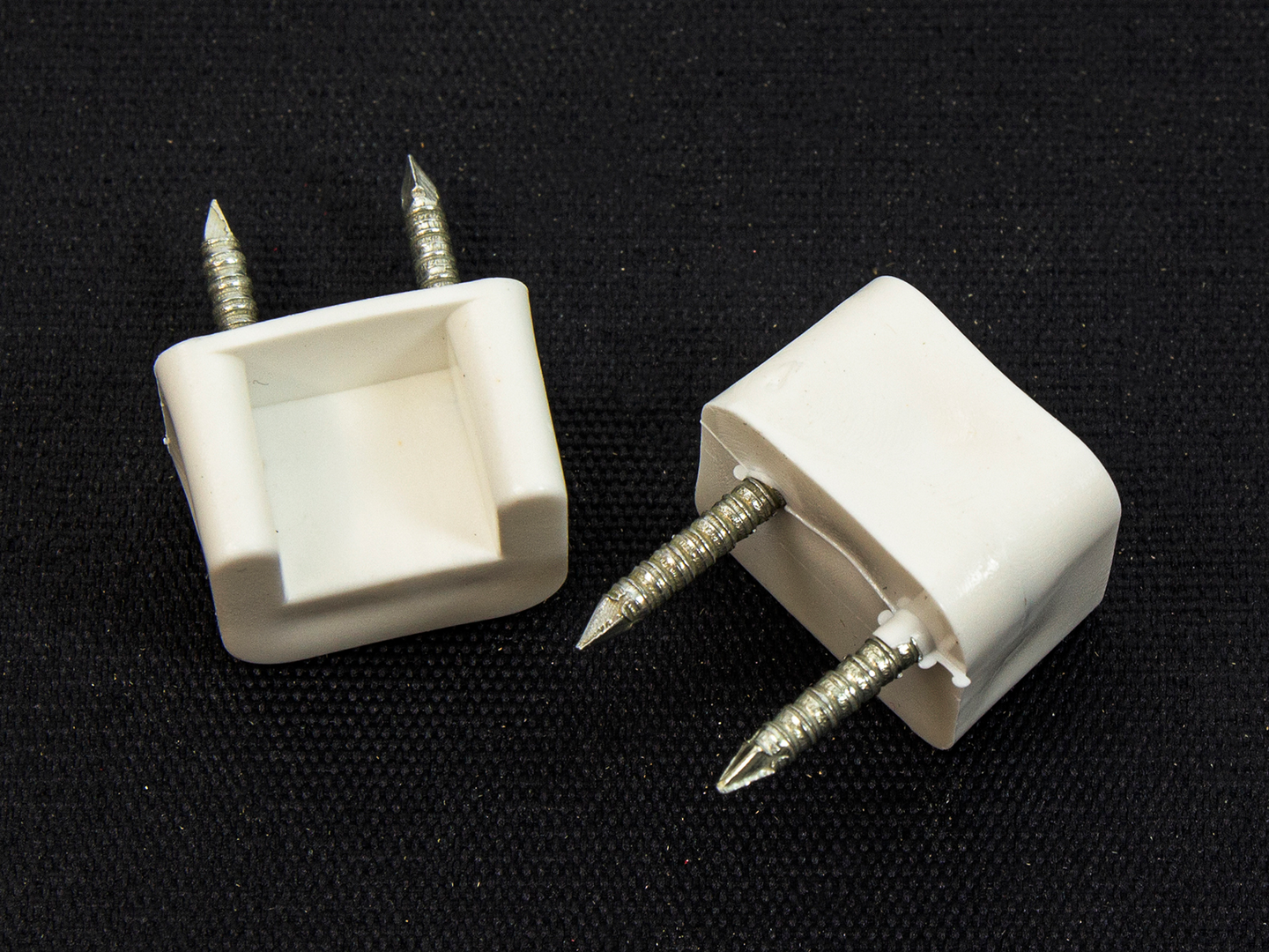 Hyllynkannatin PROF 96 muovinen 12kpl