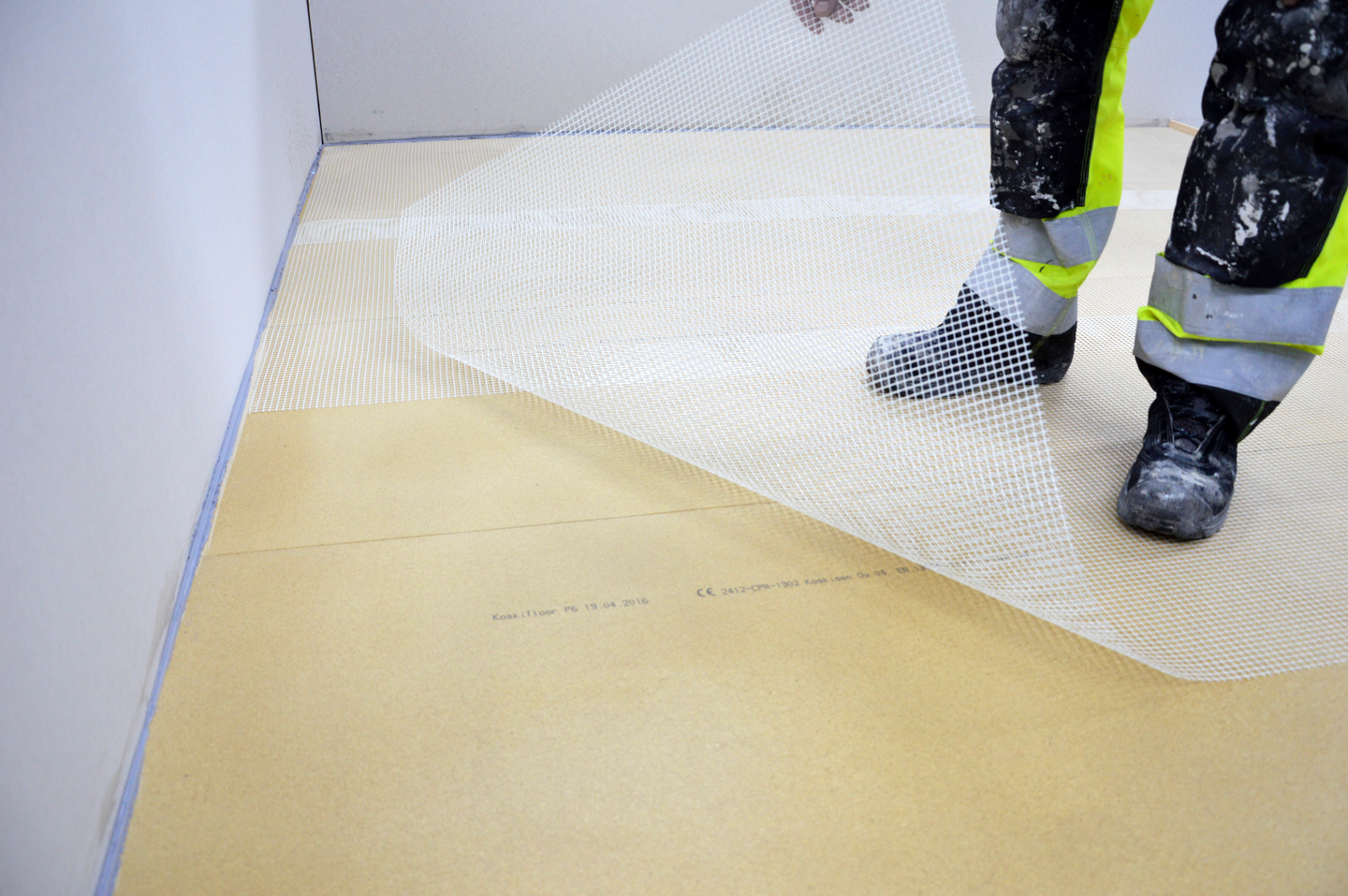 Lattiatasoite Weber 3300 Oikaisutasoite 20kg