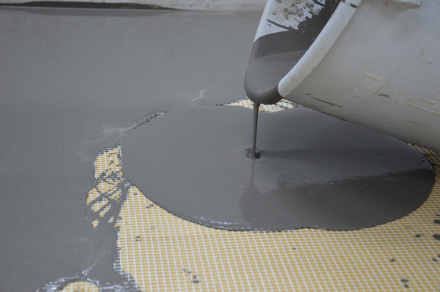 Lattiatasoite Weber 3300 Oikaisutasoite 20kg