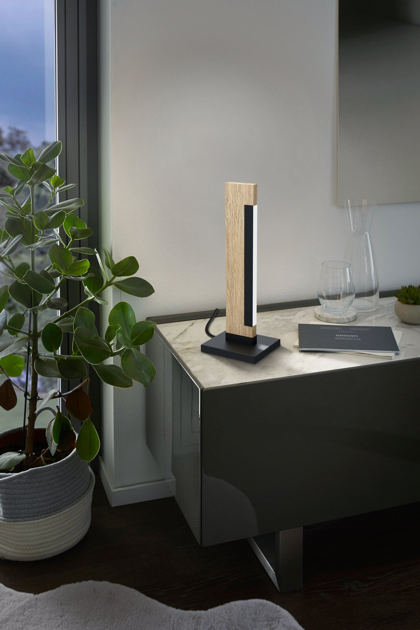 Pöytävalaisin EGLO Camacho teräs puu musta/ruskea