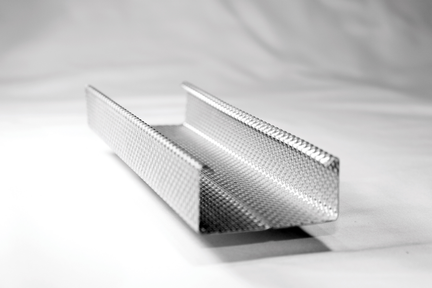 Pitkittäiskannattaja Gypsteel GK 1