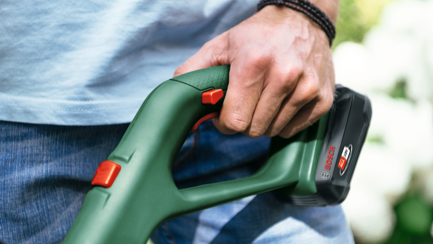 Akkutrimmeri Bosch EasyGrassCut 18V-26 Solo