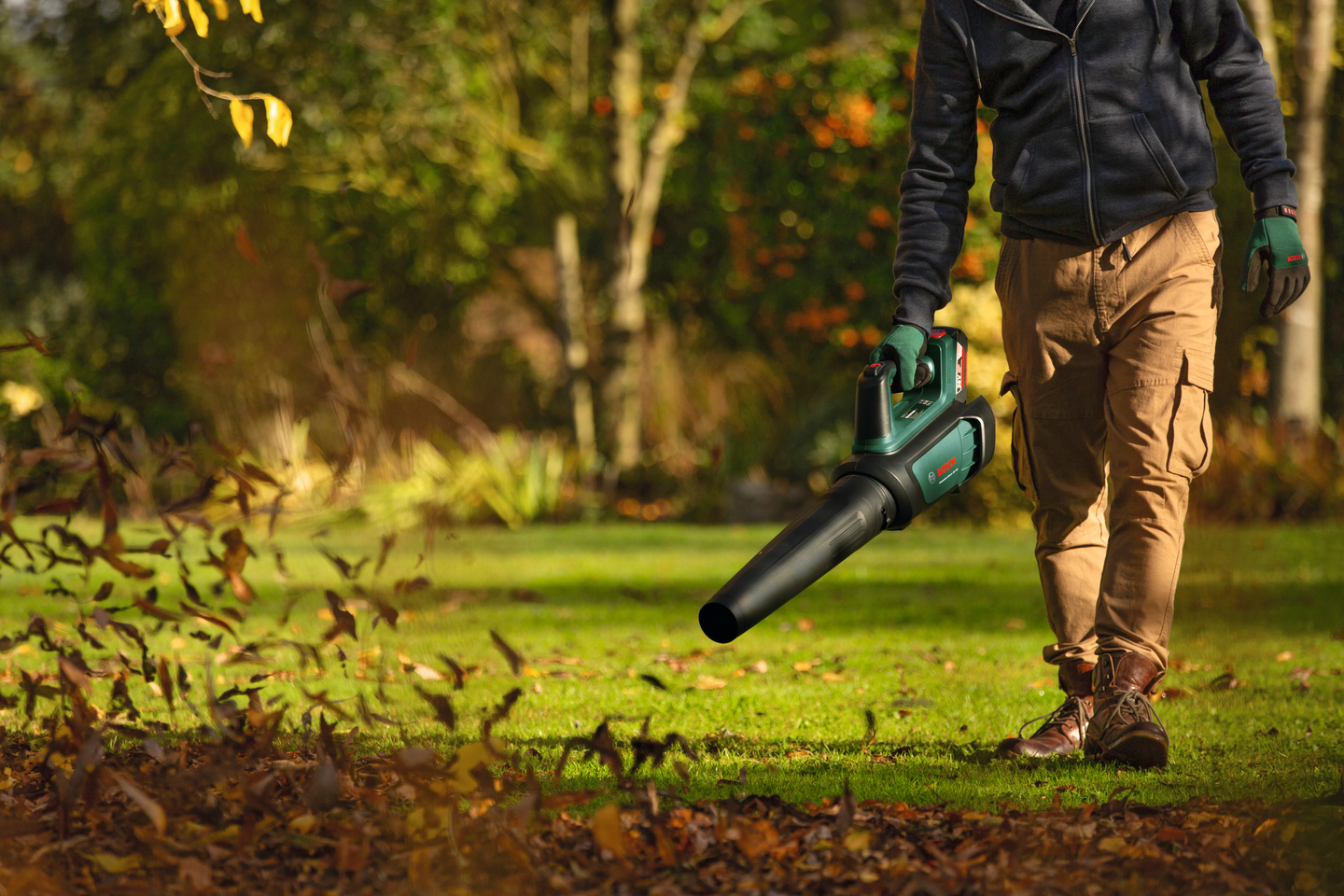 Akkulehtipuhallin Bosch AdvancedLeafBlower 36V-750 Solo