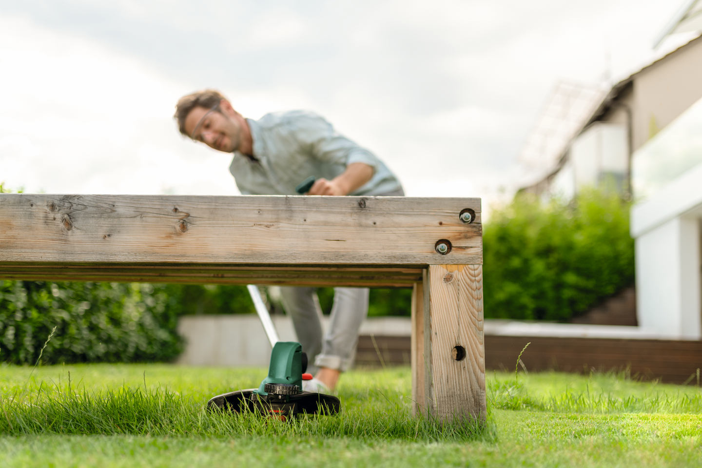 Akkutrimmeri Bosch UniversalGrassCut 18V-26 1x2,5Ah