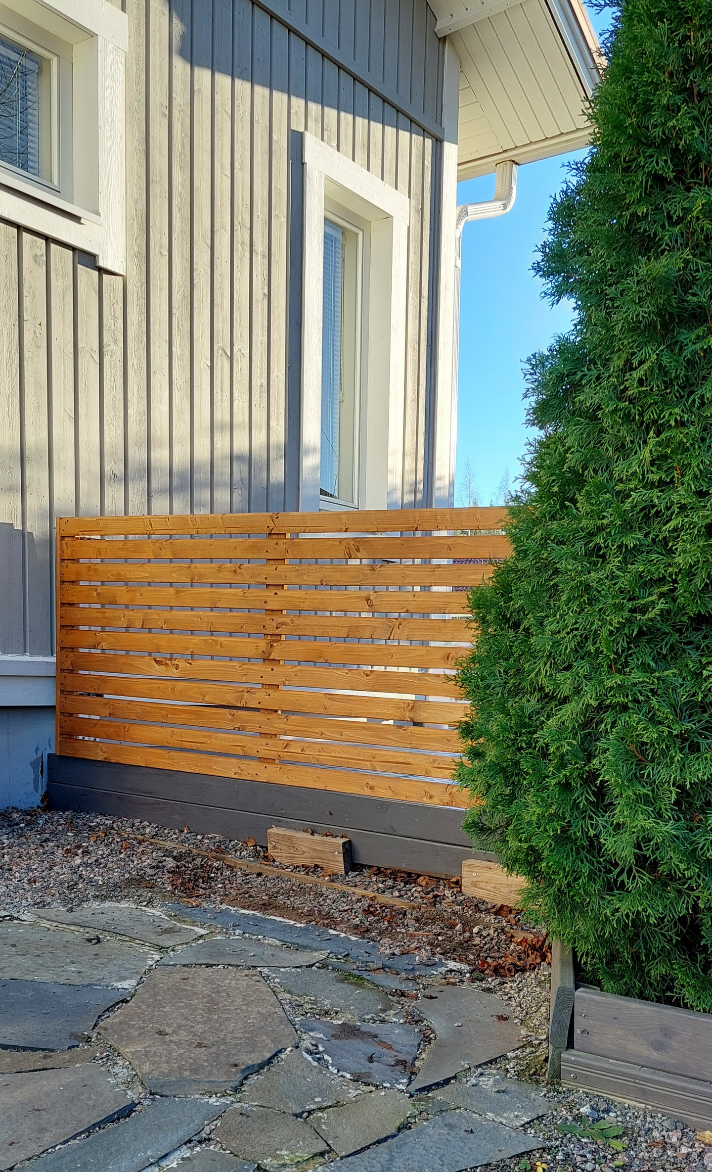 Aitaelementti Goodiy Kirsikka 80x180cm ruskea