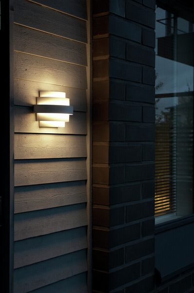 Ulkoseinävalaisin Airam Nora 280lm 2x3W IP54