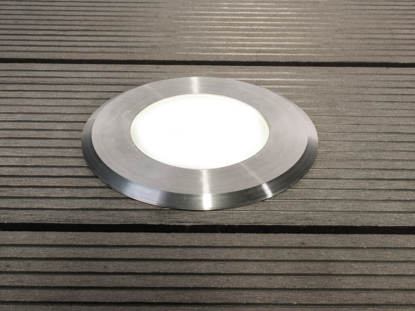 Uppomaavalaisin Airam Holm GU10 IP65