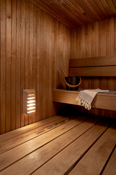 Led-saunavalaisin Airam 180TRL pysty 500lm 8W himmennettävä