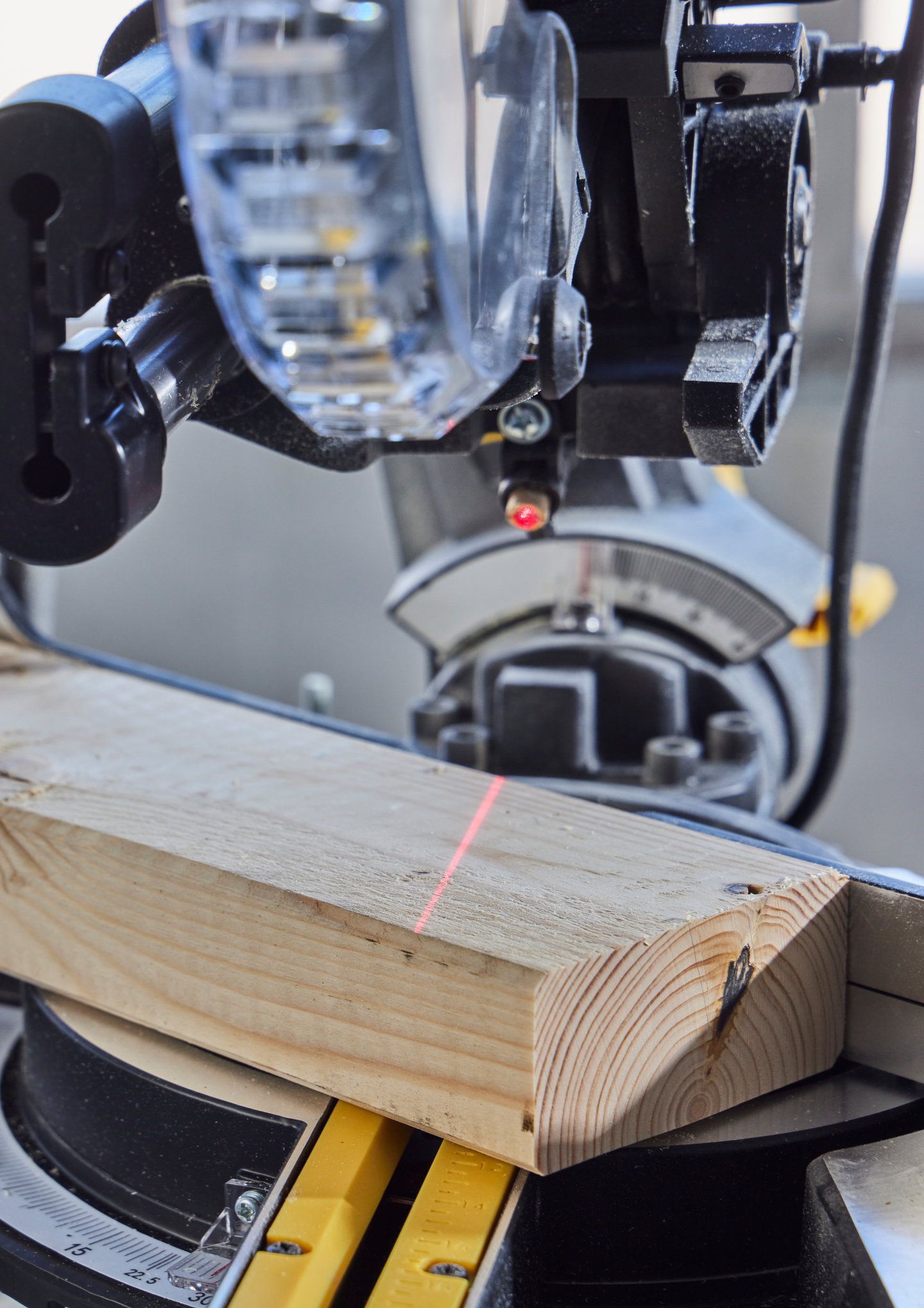 Katkaisu- ja jiirisaha FXA HF 255E/2000