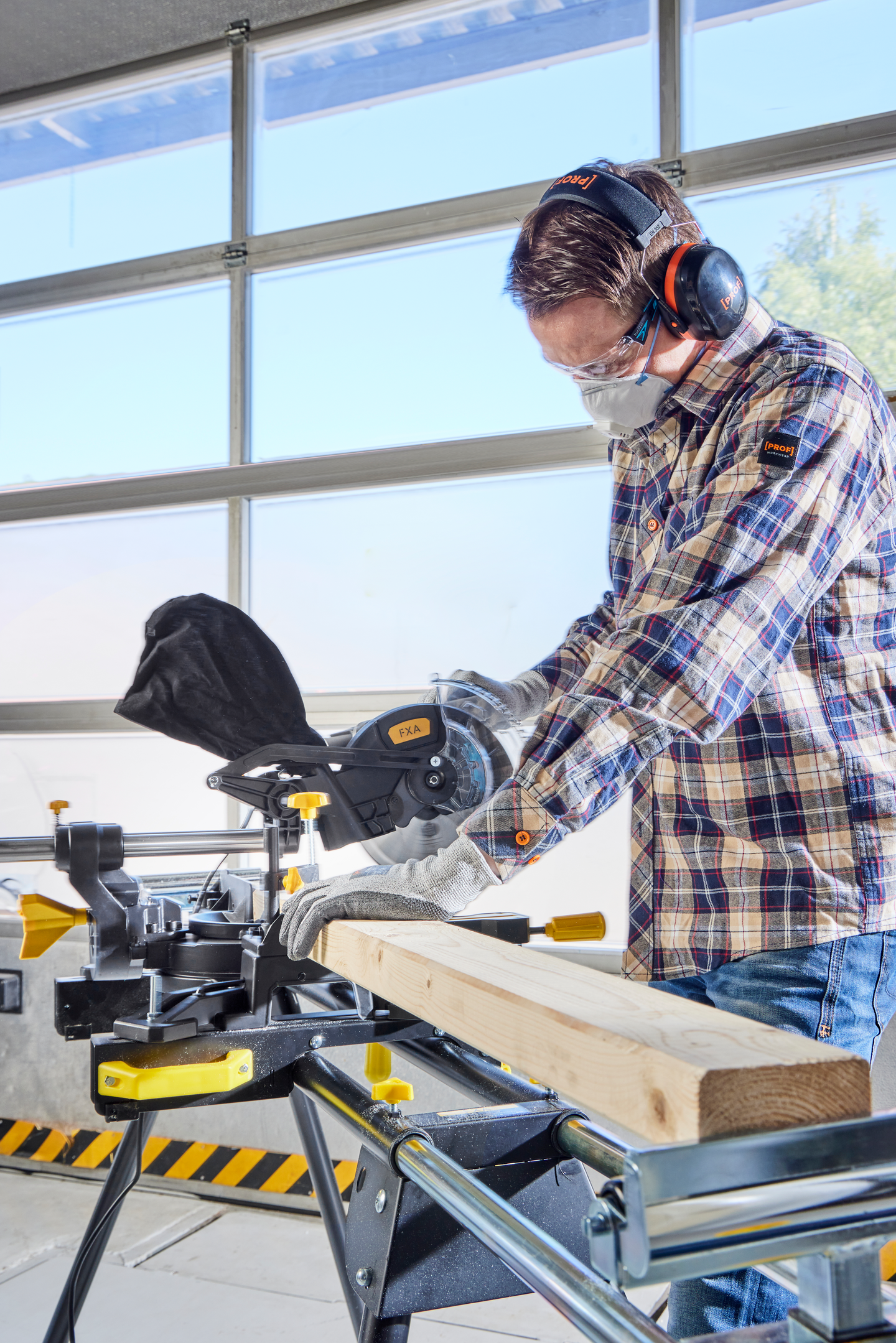 Katkaisu- ja jiirisaha FXA HF 210C/1500 + MSO29A-jalusta