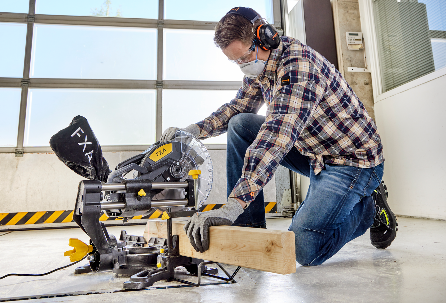 Katkaisu- ja jiirisaha FXA HF 255E/2000