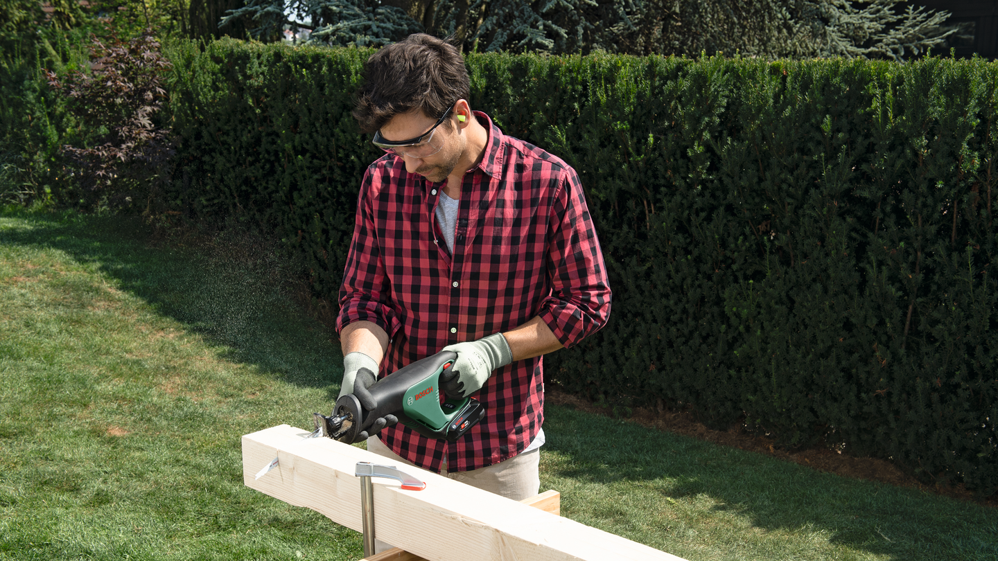 Akkupuukkosaha Bosch AdvancedRecip 18 1x2,5Ah