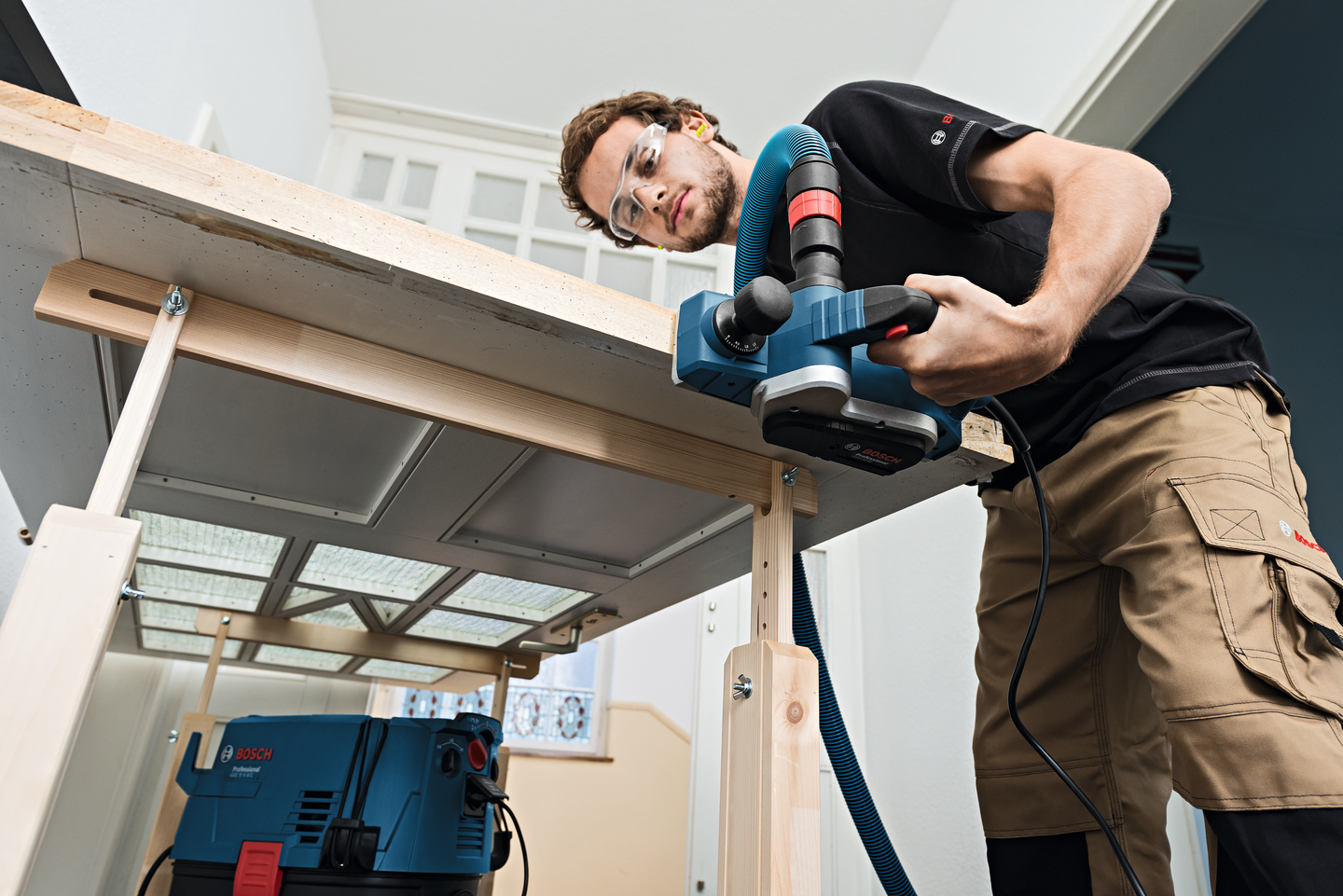 Höylä Bosch GHO 16-82